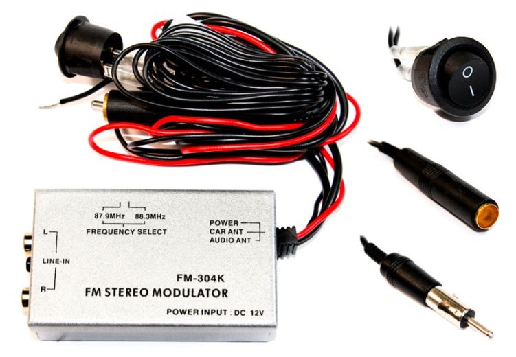 Universal FM modulator interface for aux in 24-500