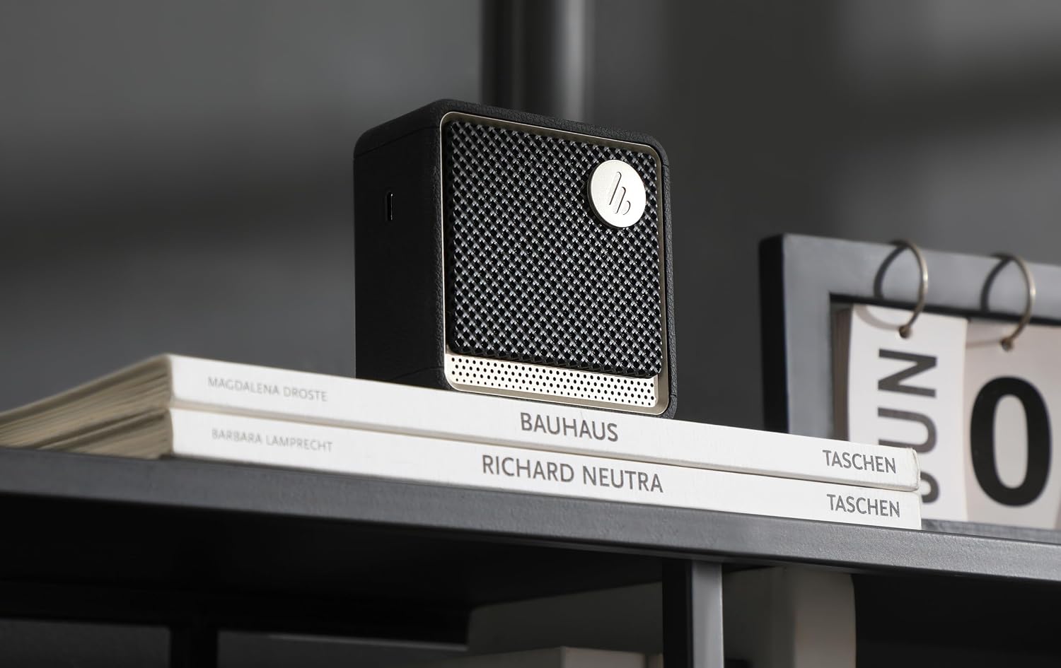 EDIFIER ES20 Portable Bluetooth Speaker with Ambient Lighting - Black