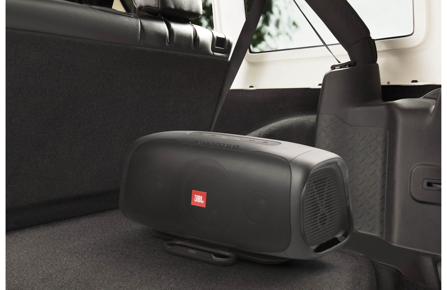 JBL BASSPRO GO In-vehicle Powered Subwoofer & Full-range Portable Bluetooth Speaker