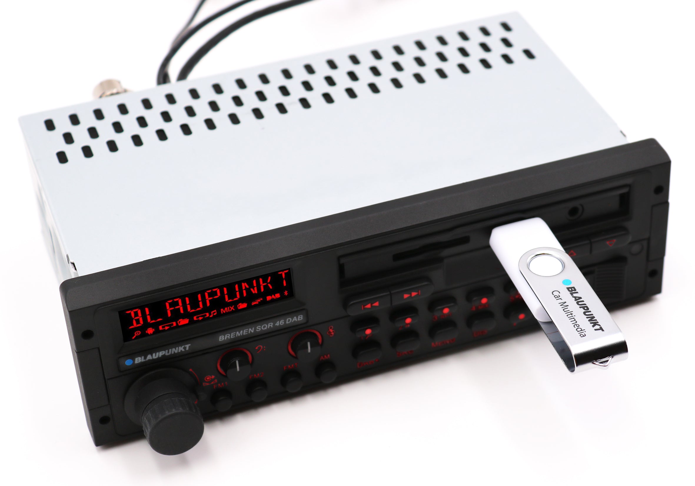 Blaupunkt Bremen SQR46 DAB+ Tuner, Bluetooth Handsfree Set, Retro Design Car Stereo