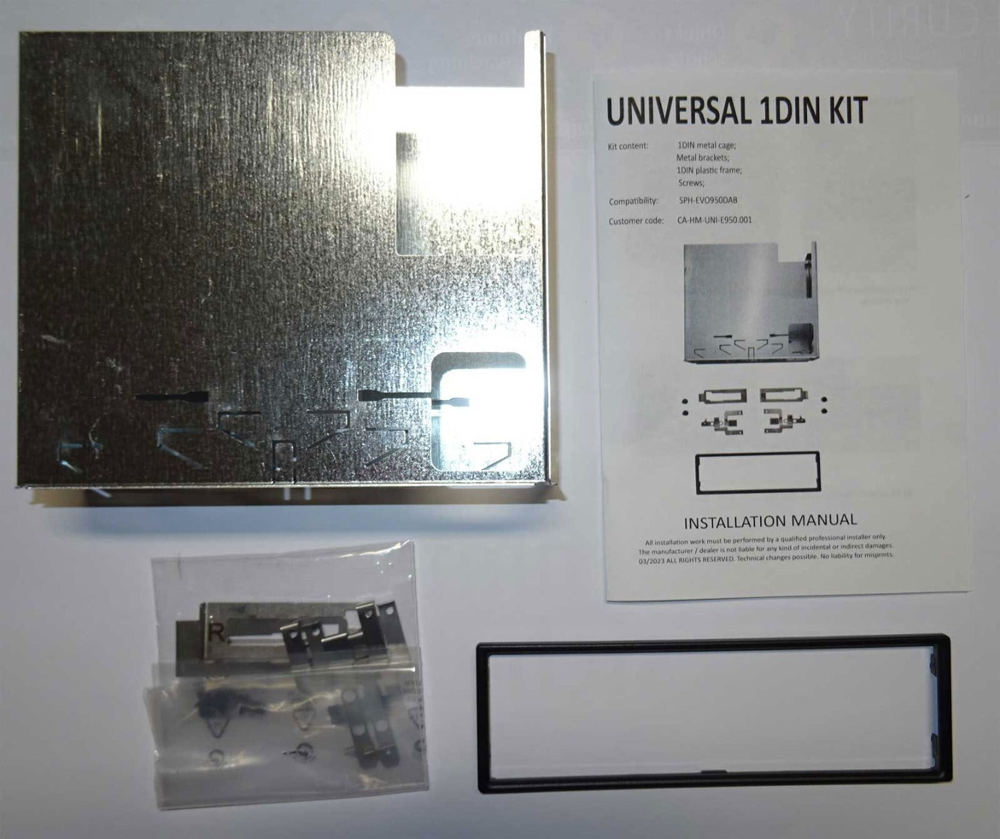 Pioneer CA-HM-UNI-E950.001 Universal Single Din Installation Kit for SPH-EVO950DAB, SPH-DA97DAB, SPH-EVO98DAB, SPH-EVO107DAB