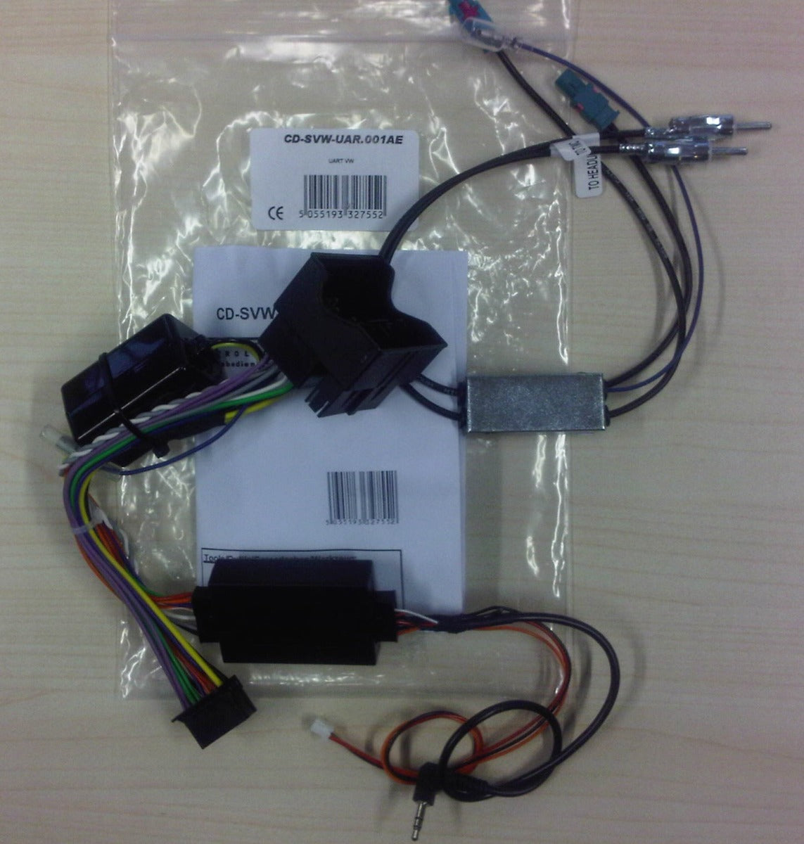 Volkswagen Golf MK5/MK6 Pioneer CD-SVW-UAR-003 Installation kit for AVIC headunits