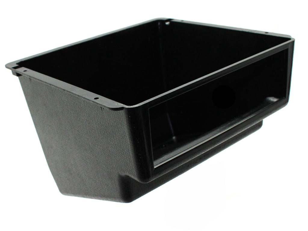 Universal Under Dash Pocket with 130mm Speaker Housing CT24UV31