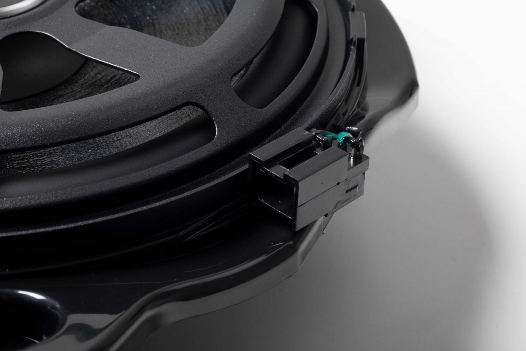 Vibe OPTISOUNDMERC8WR-V2 Subwoofer 300 Watt OEM Upgrade For Mercedes C E GLC S Class