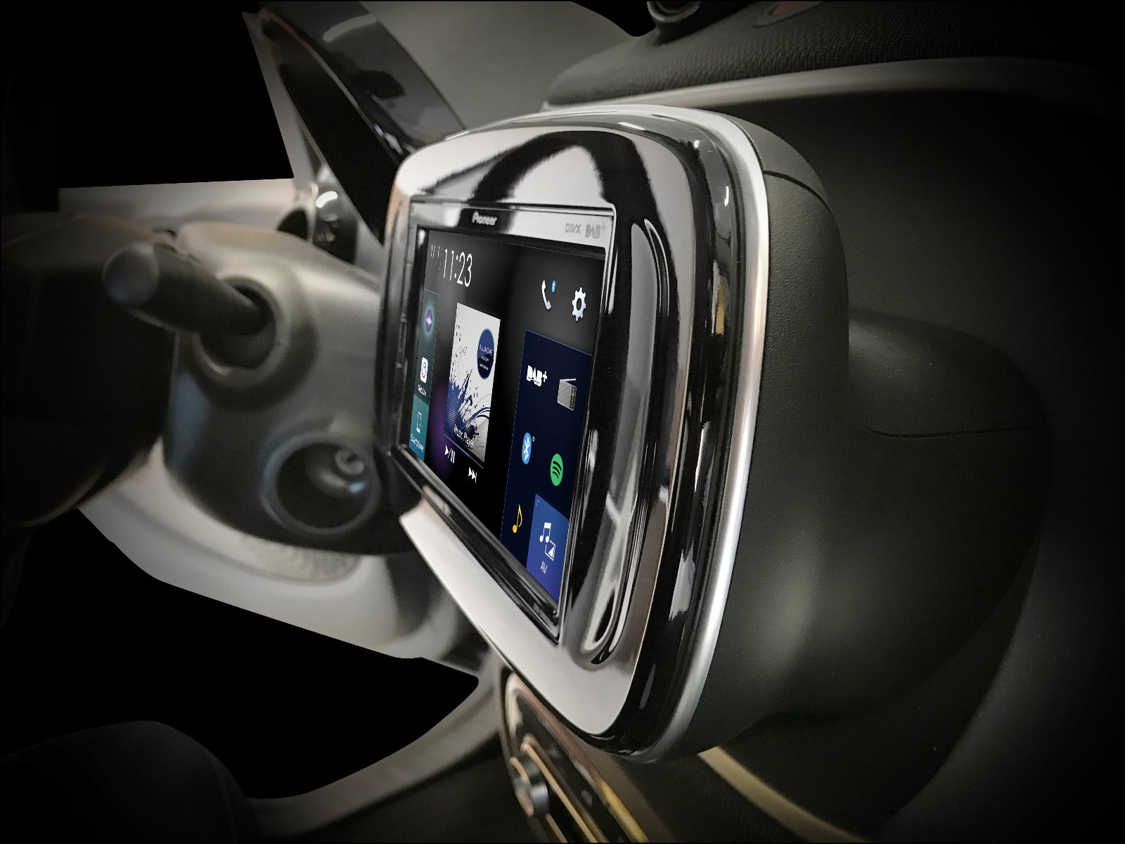 Pioneer SPH-EVO64DAB-SMART FORFOUR (W453) 6.8" Multimedia Player with Bluetooth, DAB/DAB+, Spotify & Siri Eyes Free