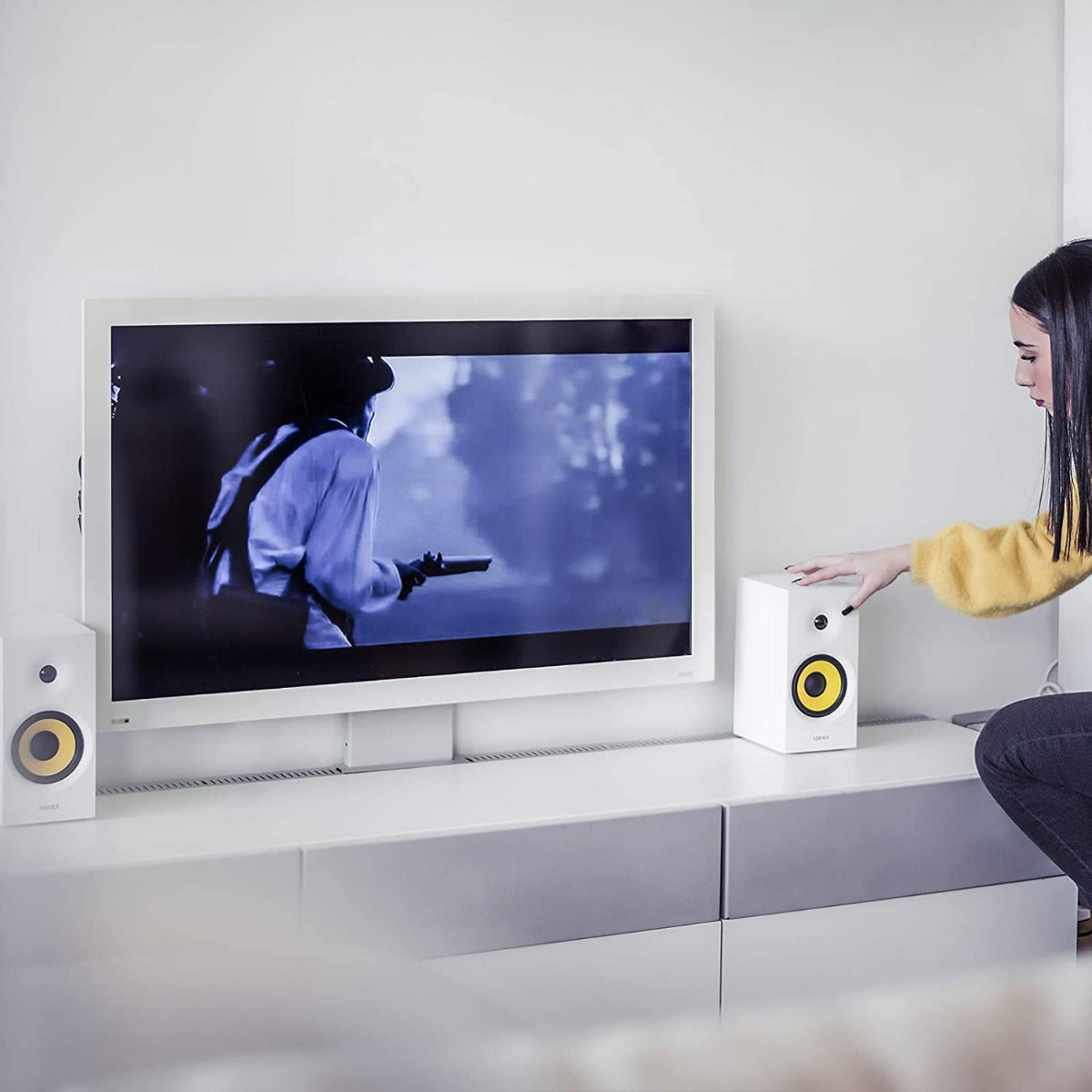 Edifier R1080BT 2-way 24 W Multimedia Speaker with Bluetooth 5.0 White