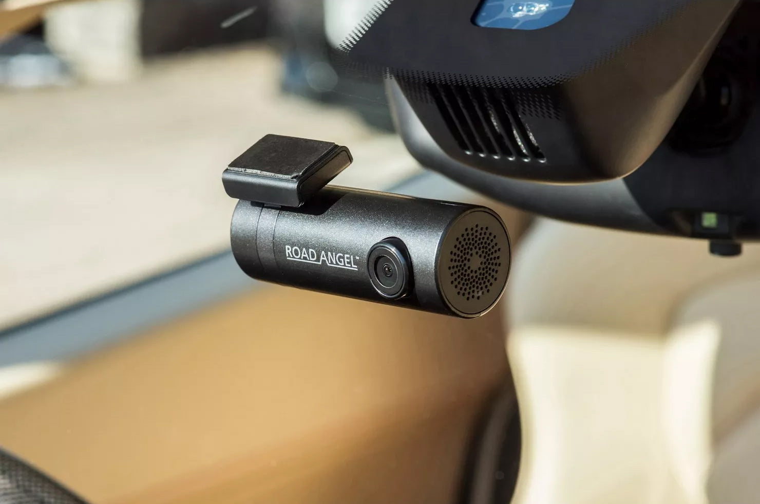 Road Angel Halo GO Delux FHD Dashcam with WiFi- HaloGo Package