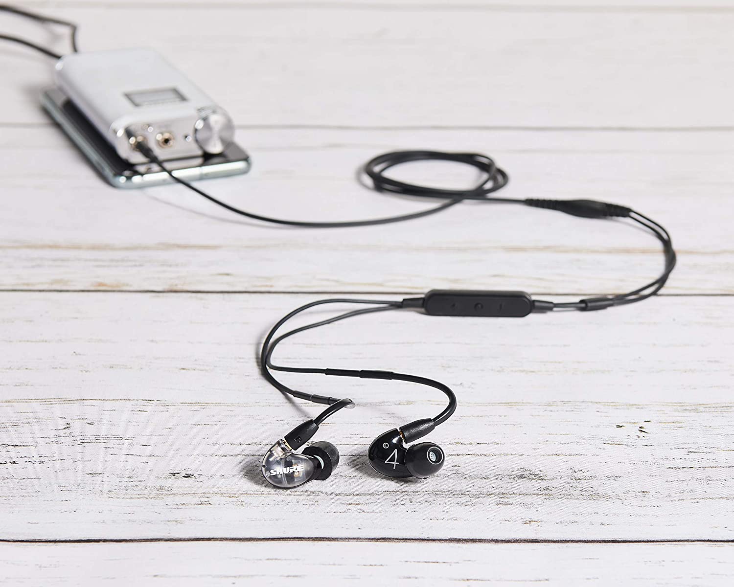 Shure AONIC 4 Earphones with Balanced Armature Drivers - White