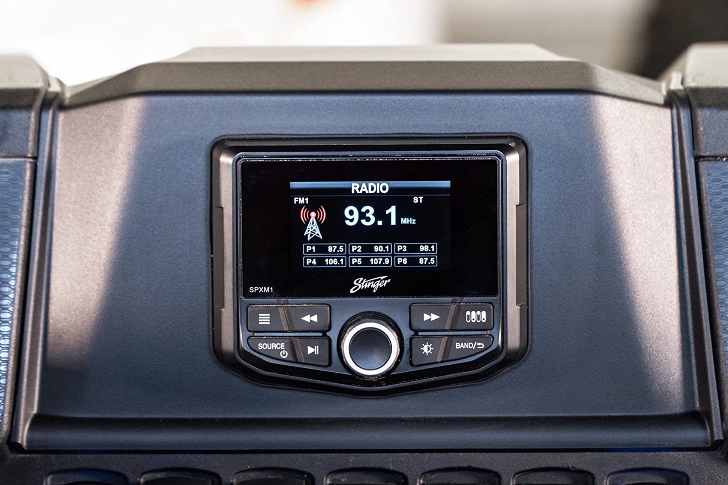 Stinger SPXM1 Marine & Powersports media player with switch command