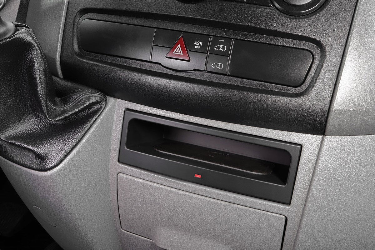 Mercedes Sprinter (W906) Wireless Charging upgrade WCI-ME-05-01